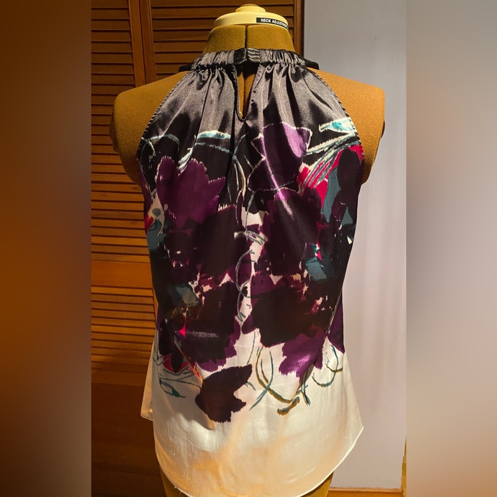 Floral Halter Neck Top - Picture 2 of 3
